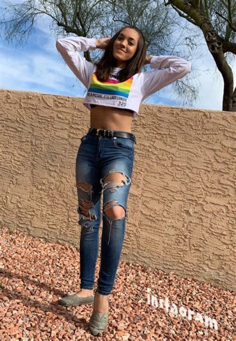 chloe mendoza